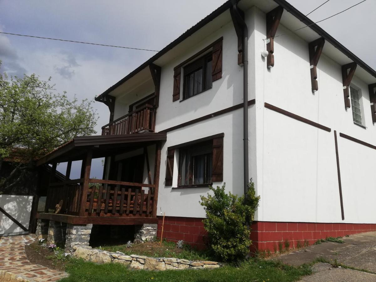 Vikendica I Vajat Vrbica Villa Kalesija Exterior photo