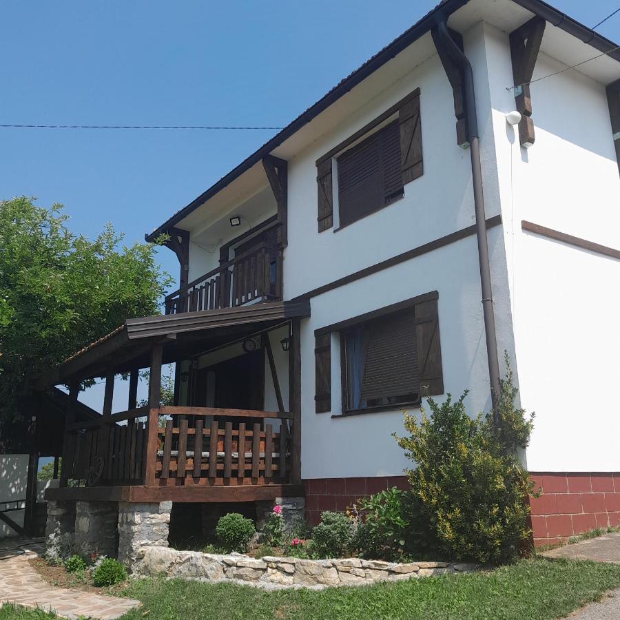 Vikendica I Vajat Vrbica Villa Kalesija Exterior photo